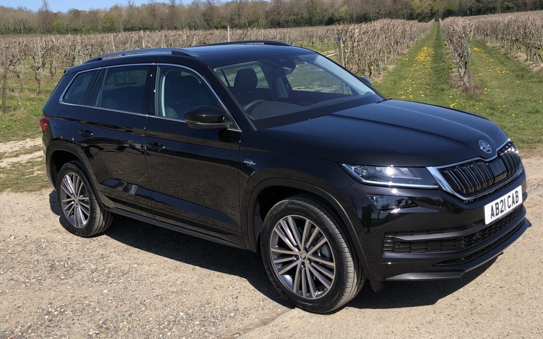 How Can You Save Money on Car Hire? Tips For Budget Travellers